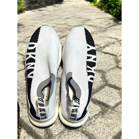 DKNY White & Black Slip-On Sneakers Womens Size 9M Mesh Upper Lightweight Sole C - Picture 2 of 11